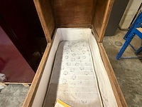 Antiek hout kinderbedje - afbeelding 4 van  5