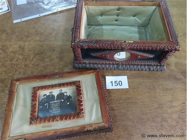 Antiek kistje 1915 gedateerd 28x19cm, h 15cm - afbeelding 3 van  6