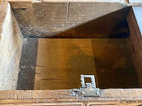 Antiek kistje met sleutel - afbeelding 6 van  8