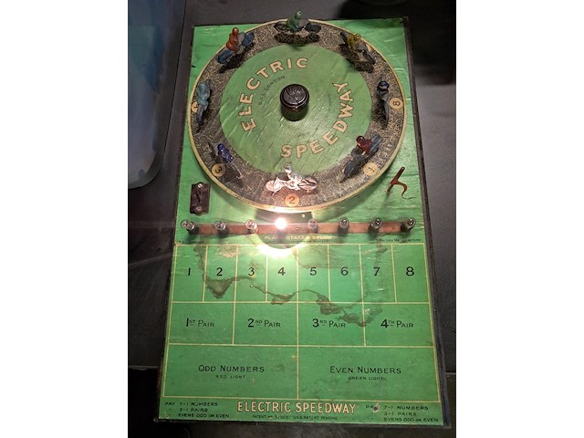 Antiek motorrace spel (cafespel) electric speedway +- jaar 1930 - afbeelding 1 van  6