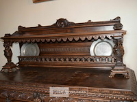 Antiek renaissance-serveerbuffet - afbeelding 6 van  7