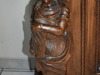 Antiek renaissance-serveerbuffet - afbeelding 7 van  7