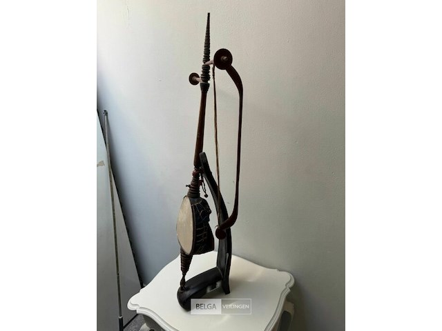 Antiek snaarinstrument - afbeelding 2 van  3