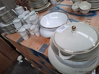 Antiek vaatwerk - afbeelding 1 van  5