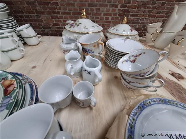 Antiek vaatwerk - afbeelding 2 van  5