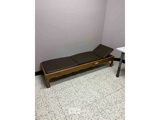 Antiek ziekenbed - afbeelding 2 van  2