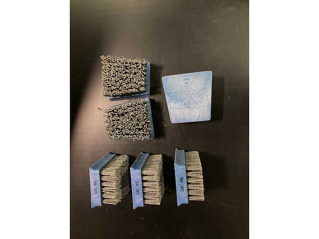 Antiekborstels frankfurter - afbeelding 1 van  1