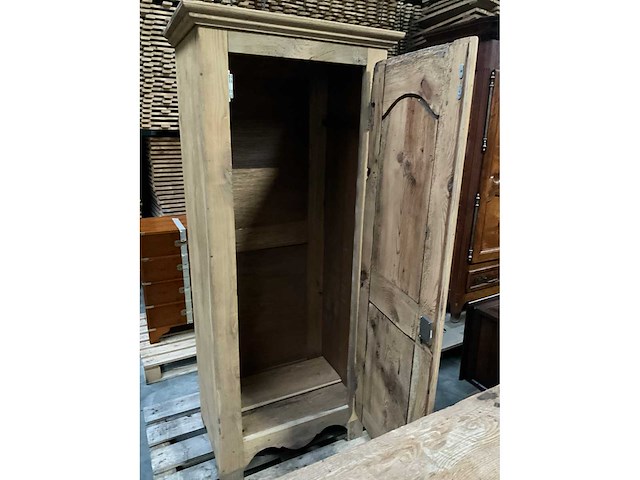 Antieke 1-deurs houten kledingkast - afbeelding 5 van  5