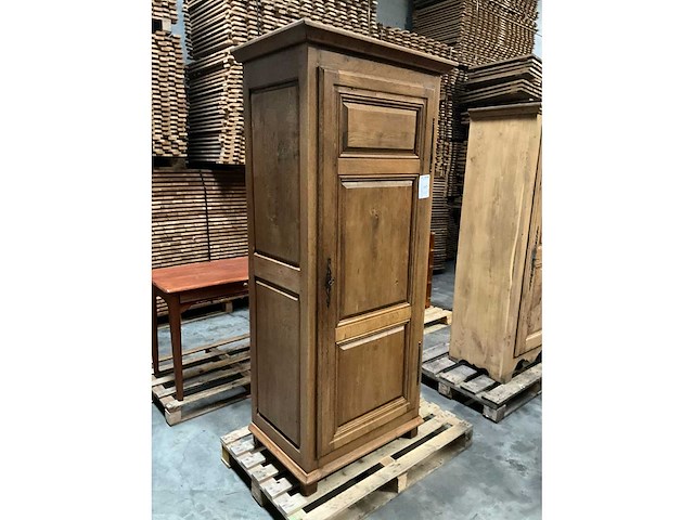 Antieke 1-deurs houten kledingkast - afbeelding 3 van  4
