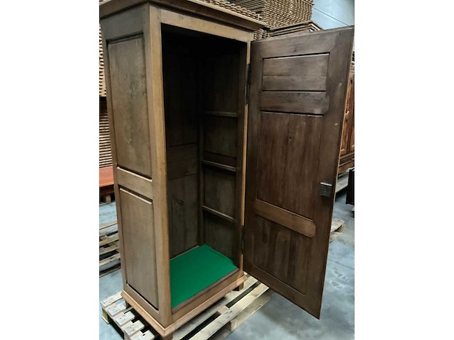 Antieke 1-deurs houten kledingkast - afbeelding 4 van  4