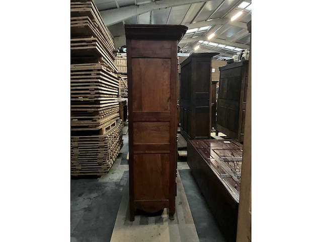 Antieke 2-deurs houten kledingkast - afbeelding 3 van  5