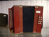 Antieke accordion - afbeelding 1 van  3