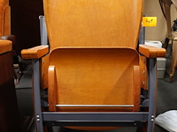 Antieke auditoriumstoel - afbeelding 1 van  4