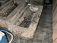 Antieke blauwsteen voederbak - afbeelding 3 van  3