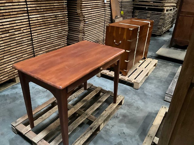 Antieke commode - afbeelding 1 van  8