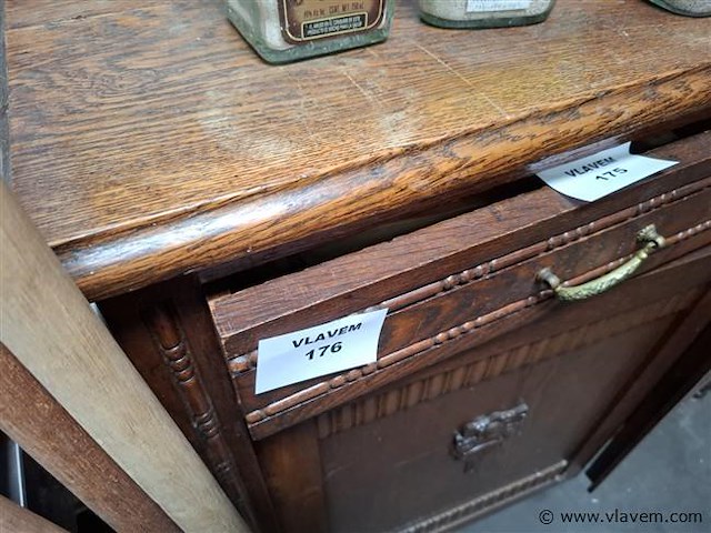 Antieke dressoir - afbeelding 2 van  2
