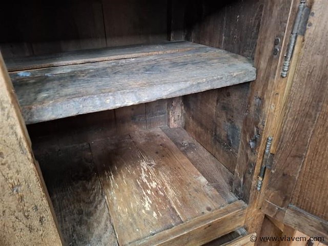 Antieke eiken kast - afbeelding 2 van  4