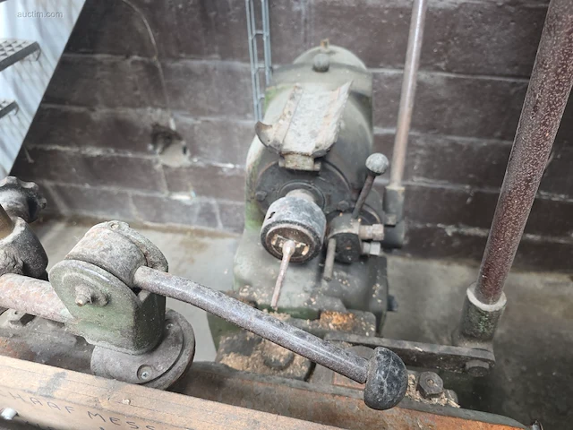 Antieke freesmachine bauerle - afbeelding 2 van  7