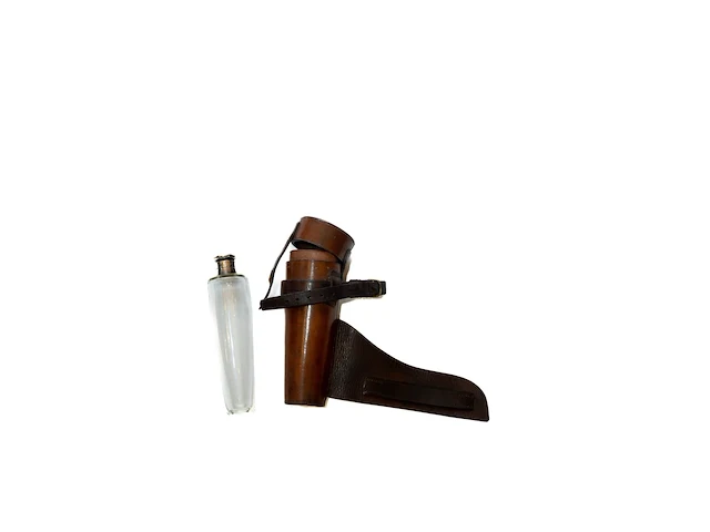 Antieke glazen jacht- / zadelfles (side-saddle... - afbeelding 1 van  6