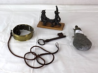 Antieke halsband hond - afbeelding 1 van  8