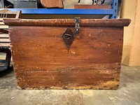 Antieke houten kist - afbeelding 2 van  3
