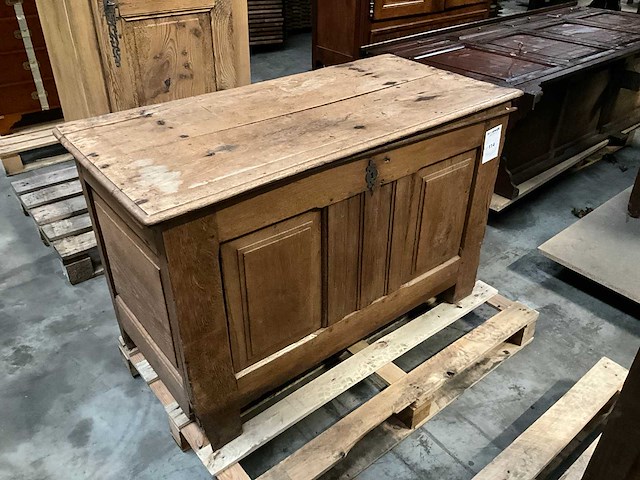 Antieke houten koffer - afbeelding 2 van  5