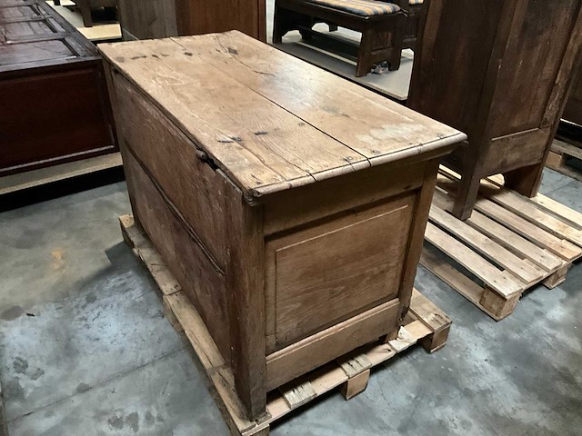 Antieke houten koffer - afbeelding 3 van  5