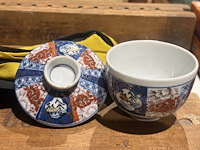 Antieke imari rijstkom met deksel - afbeelding 2 van  2