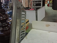 Antieke kaas snijmachine in emaille - afbeelding 2 van  9