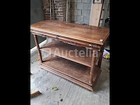 Antieke kast met 2 lades