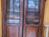 Antieke kast met fineer - afbeelding 1 van  1