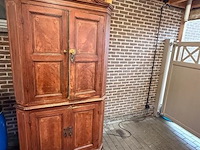 Antieke kast - afbeelding 1 van  2