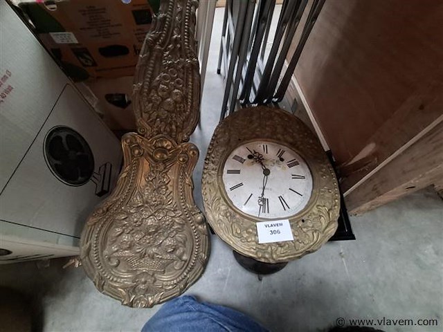 Antieke klok - afbeelding 1 van  1