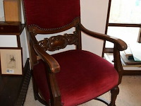 Antieke koningsstoel - afbeelding 1 van  4