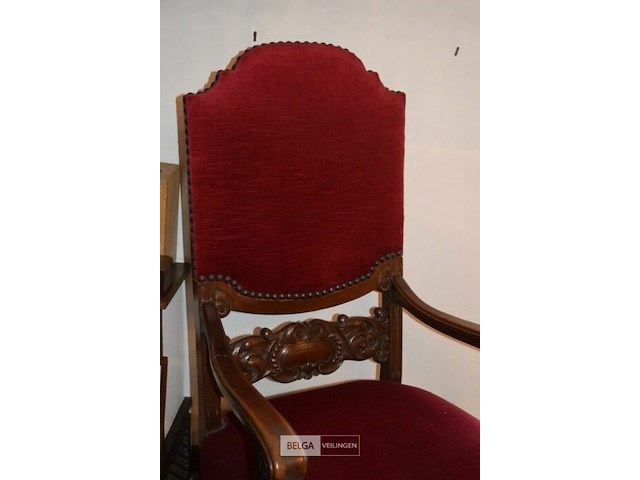 Antieke koningsstoel - afbeelding 2 van  4