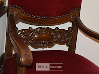 Antieke koningsstoel - afbeelding 3 van  4