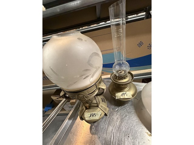 Antieke lampen - afbeelding 3 van  3