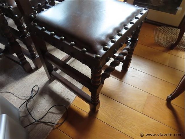 Antieke lederen stoelen 7 stuks - afbeelding 2 van  3