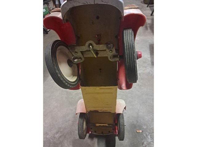 Antieke loopauto metaal plastiek - afbeelding 7 van  7