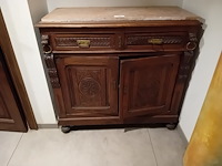 Antieke mechelse kast marmeren blad 2 laden 2 deuren afm. 110x45x100 (17)