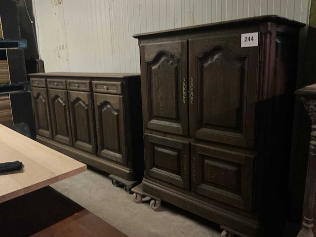 Antieke meubel opstelling (2x) - afbeelding 1 van  4