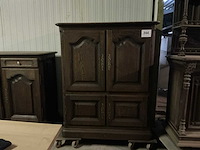 Antieke meubel opstelling (2x) - afbeelding 3 van  4