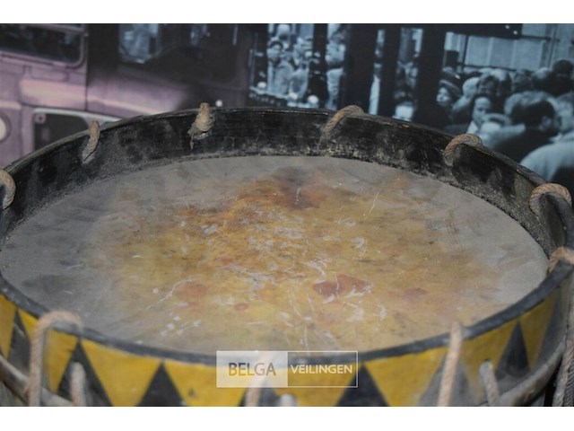 Antieke militaire trommel dateert vaak uit de 19de eeuw - afbeelding 3 van  4