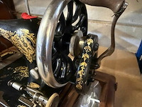 Antieke naaimachine singer - afbeelding 6 van  9