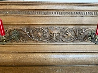 Antieke piano louis derdeyn roeselare, gesculpteerde eik met bronzen kandelaars - afbeelding 5 van  7