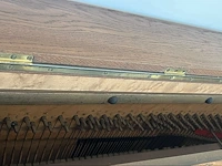 Antieke piano louis derdeyn roeselare, gesculpteerde eik met bronzen kandelaars - afbeelding 7 van  7