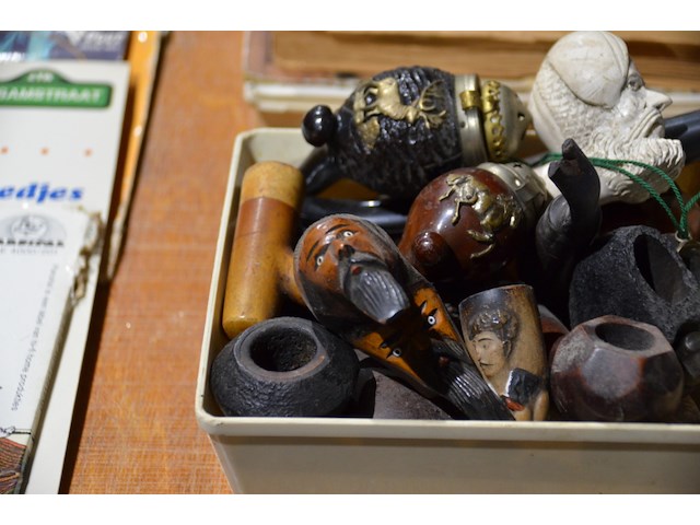 Antieke pijpen - afbeelding 3 van  3