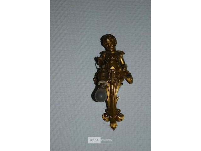 Antieke plafondlamp met een engel- of cherubijnfiguur (cupido) - afbeelding 2 van  3
