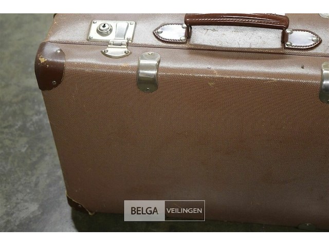 Antieke reiskoffer - afbeelding 2 van  4