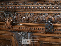 Antieke renaissance-serveerbuffet - afbeelding 5 van  7